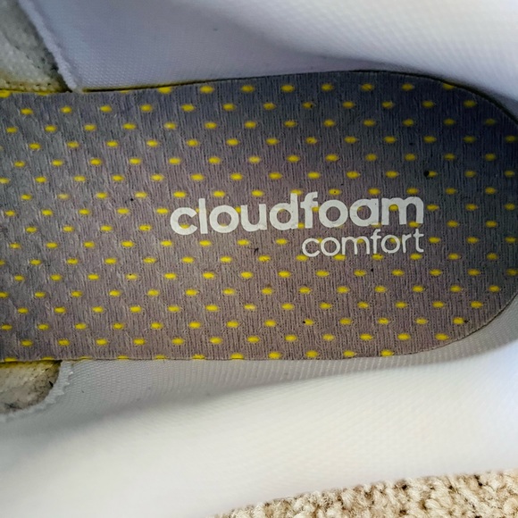 NWOT ADIDAS SNEAKERS - Picture 3 of 9